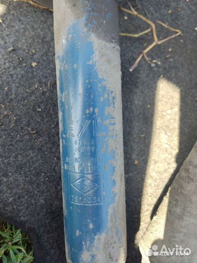 Стойки передние ауди фольксваген 1994-2005г