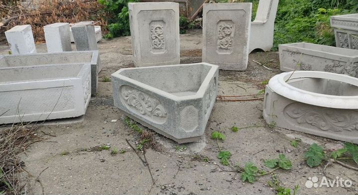 Вазон уличный