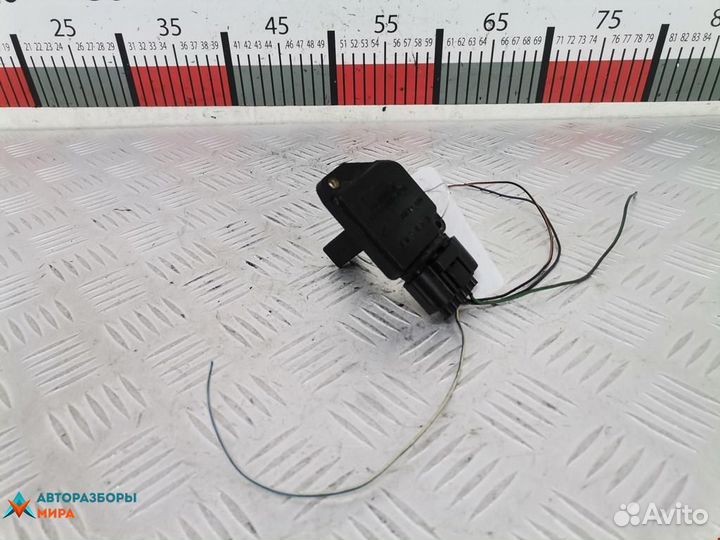 Расходомер воздуха Ford Mondeo 3 2001 1129009