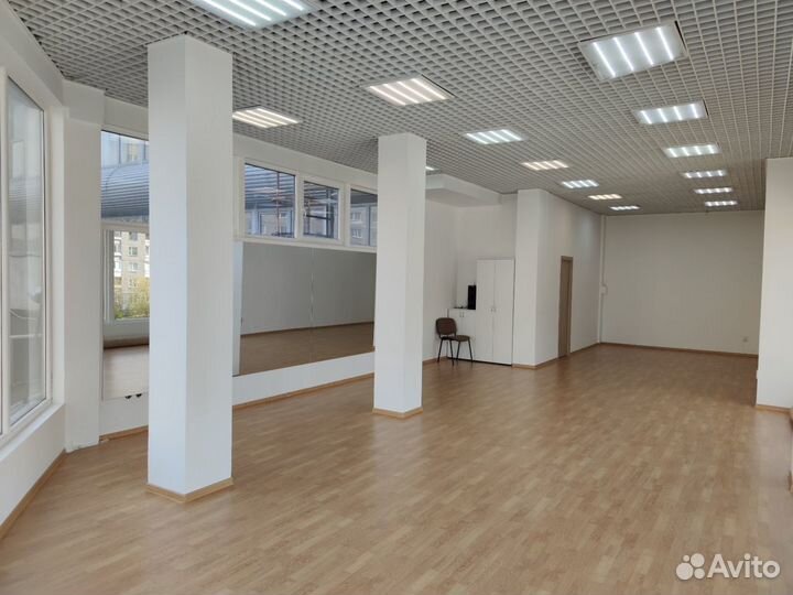 Танцевальный, спортивный зал 70 м.кв