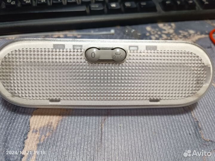 Плафон освещения салона 264301390R