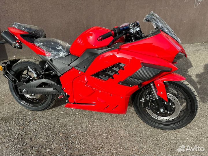 Электромотоцикл / Электрический мотоцикл Ducati