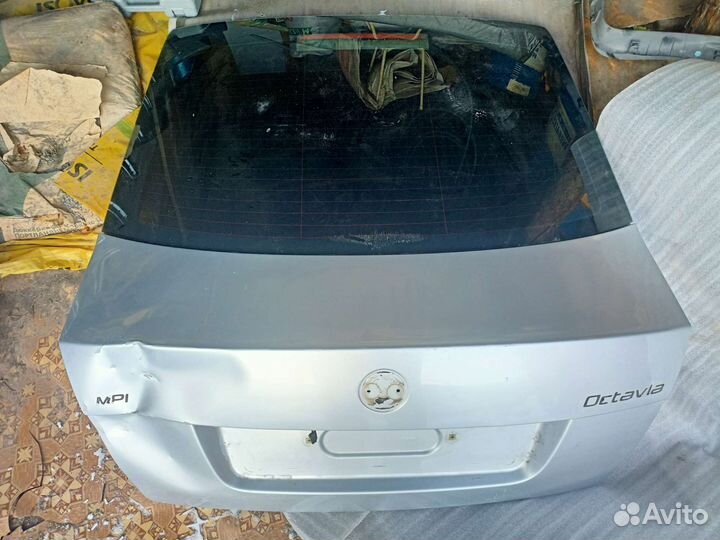 Крышка багажника Skoda Octavia A5
