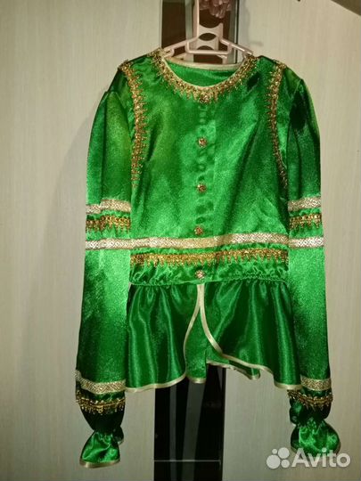 Костюм нарядный