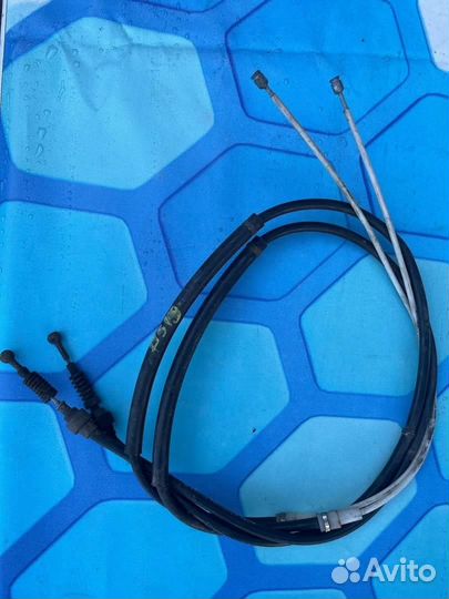 Трос стояночного тормоза 8n0609721f