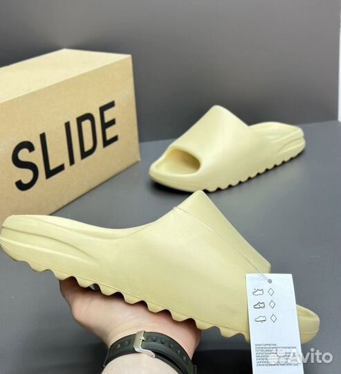 Тапочки Adidas Yeezy Slide 