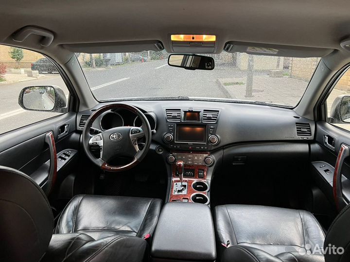 Toyota Highlander 3.5 AT, 2013, 230 000 км