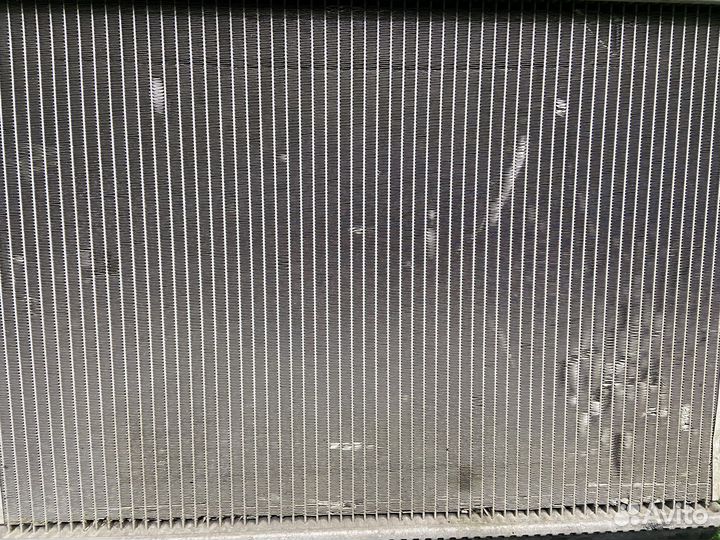 Радиатор системы охлаждения Peugeot 308