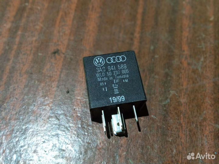 Реле ваг Ауди Фольксваген 3А0 941 589