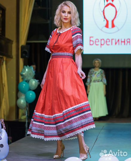 Платье Всемила красное