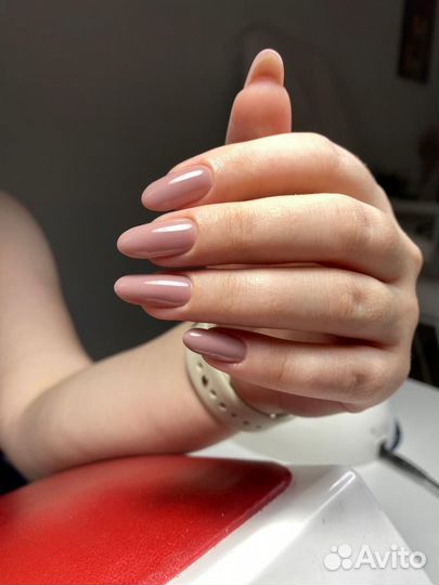 Маникюр /педикюр в салоне. ТЦ 