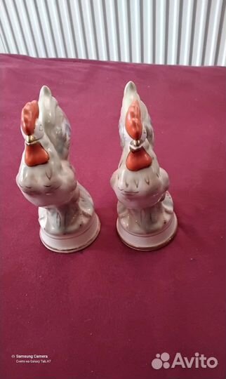 Фигурки петушков