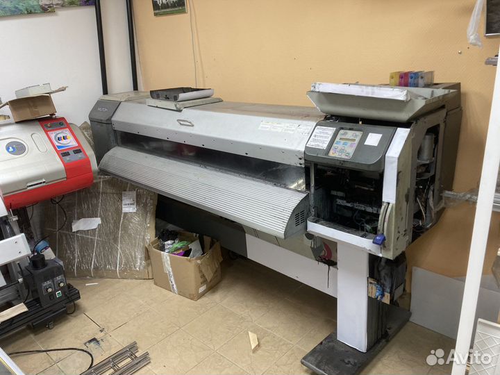 Широкоформатный принтер mutoh