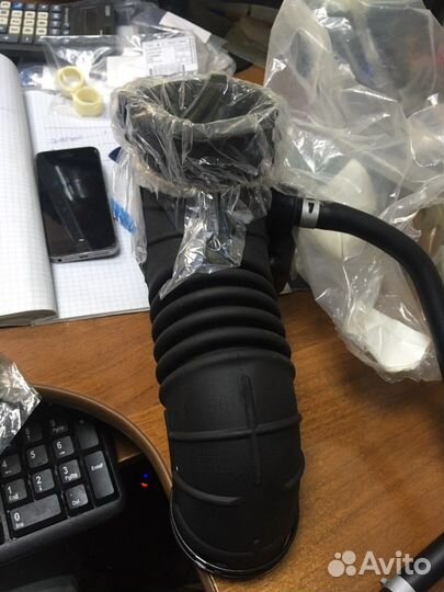 Kia rio 3 патрубок 281404Y000