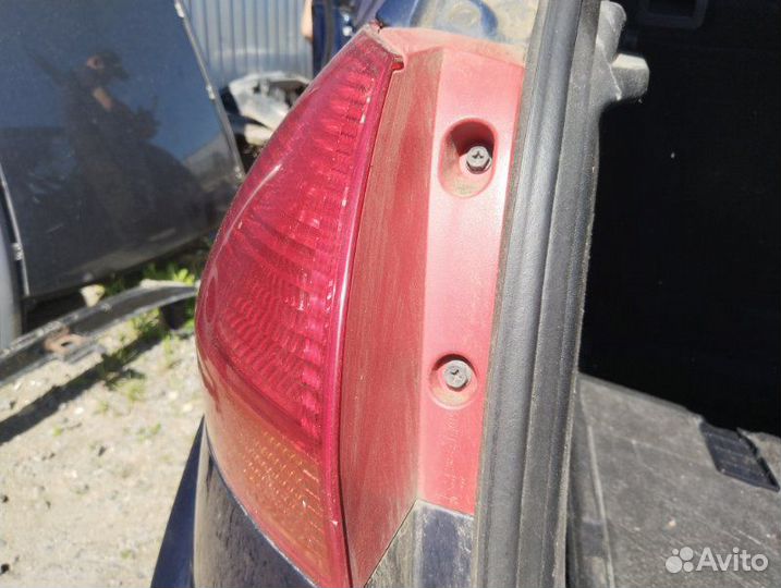 Фонарь наружный задний левый Kia Venga 1 1.6 G4FC