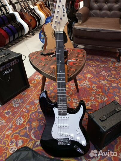 Электрогитара новая+комбик+чехол+ремень набор
