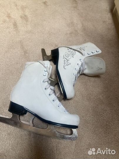 Коньки фигурные детские 34 размер