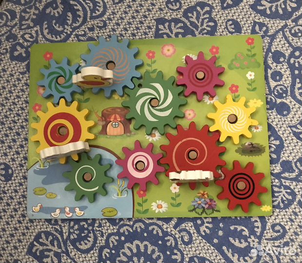 Деревянные шестеренки бизиборд