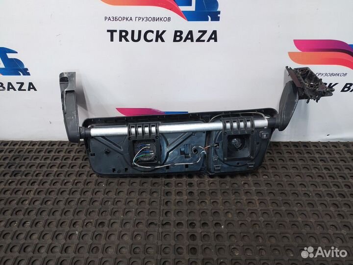 Зеркало боковое правое