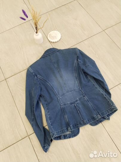 Пиджак женский джинсовый 44-46 размер