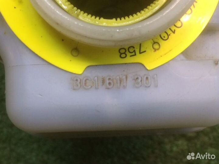 Бачок для тормозной жидкости Audi Q3 8UB cczc 2013