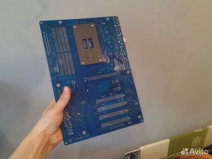 Материнская плата