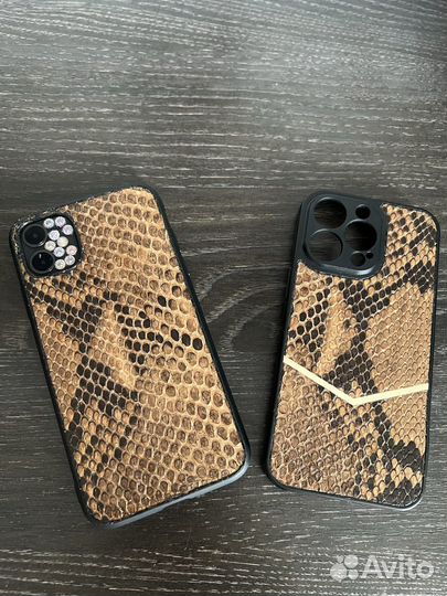 Чехол из питона настоящяя кожи питона на iPhone