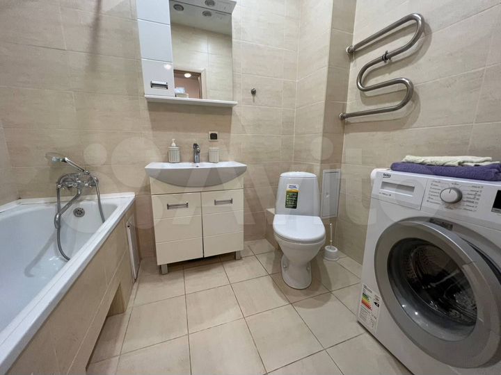 1-к. квартира, 53 м², 10/13 эт.