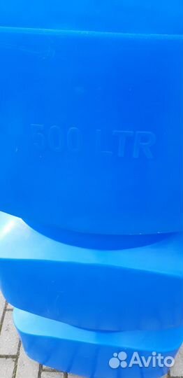 Емкость для воды polymer group 500 с клапаном