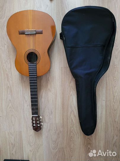 Гитара Yamaha c40