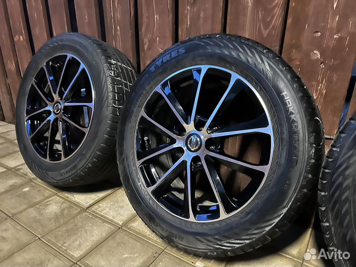 Диски R17 Qashqai Шины nokian tyres hakka blue 2