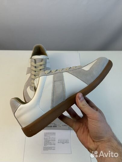 Maison Margiela Replica White 7US