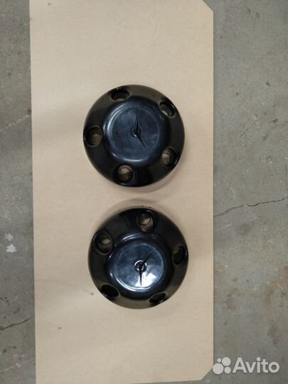 Колпаки на колеса r 16 УАЗ, Пластик,новые,2шт