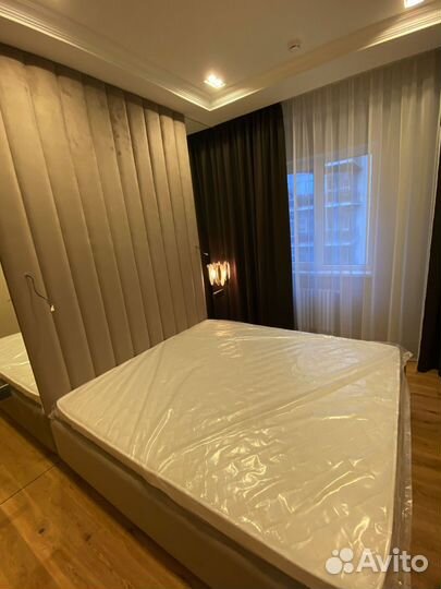 Кровать с подъёмным механизмом