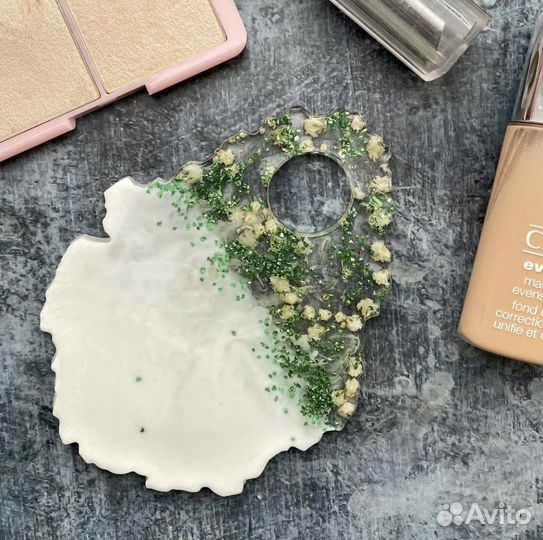 Палитра для визажиста