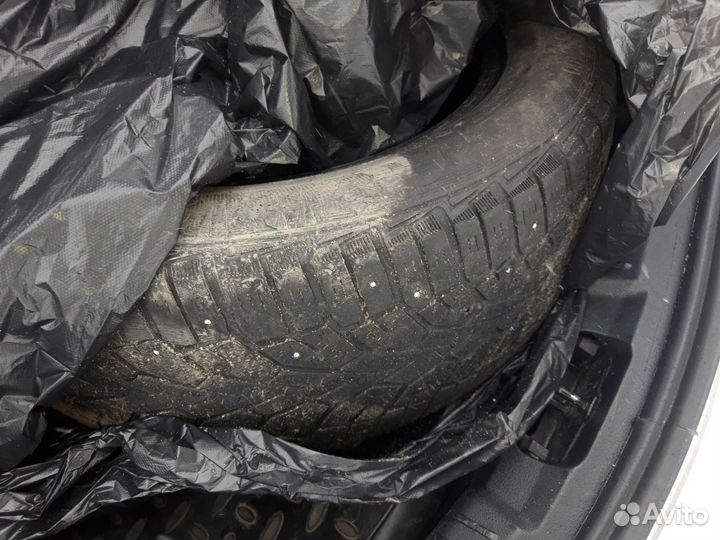 Gislaved Euro Frost 5 215/60 R16