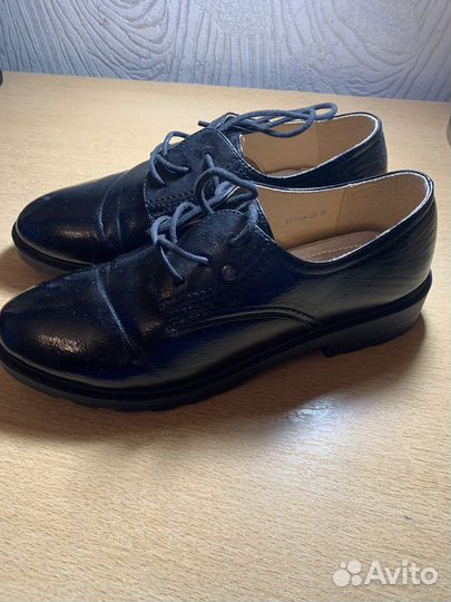 Продаю туфли