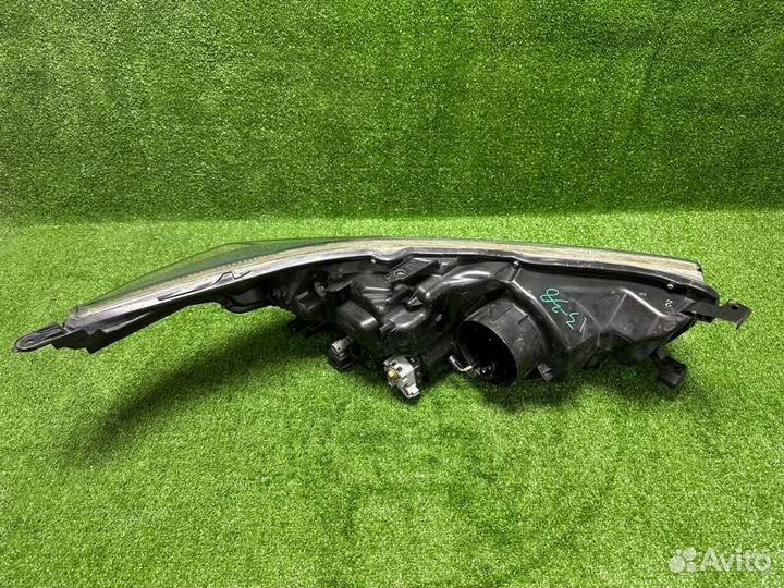 Фара передняя левая Toyota Highlander 2014