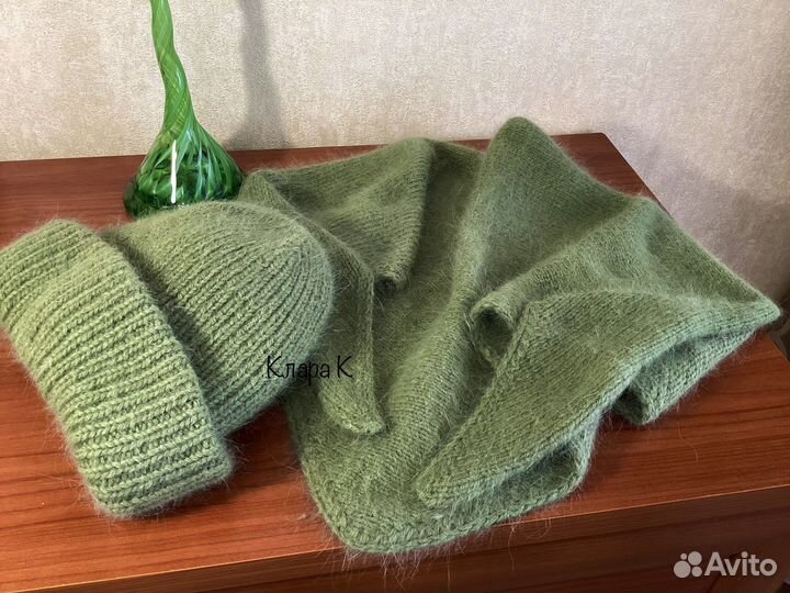 Шапки из пряжи пух норки, ручная работа