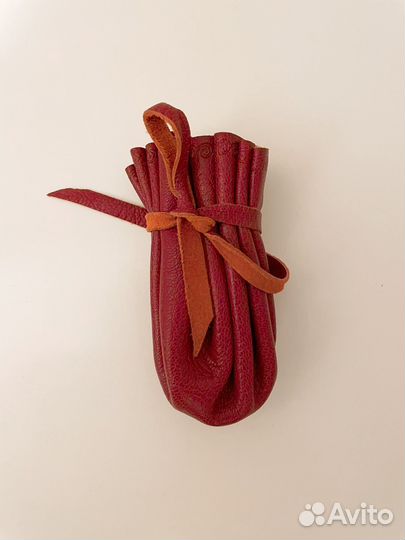 Кожаный мешочек на шнурке