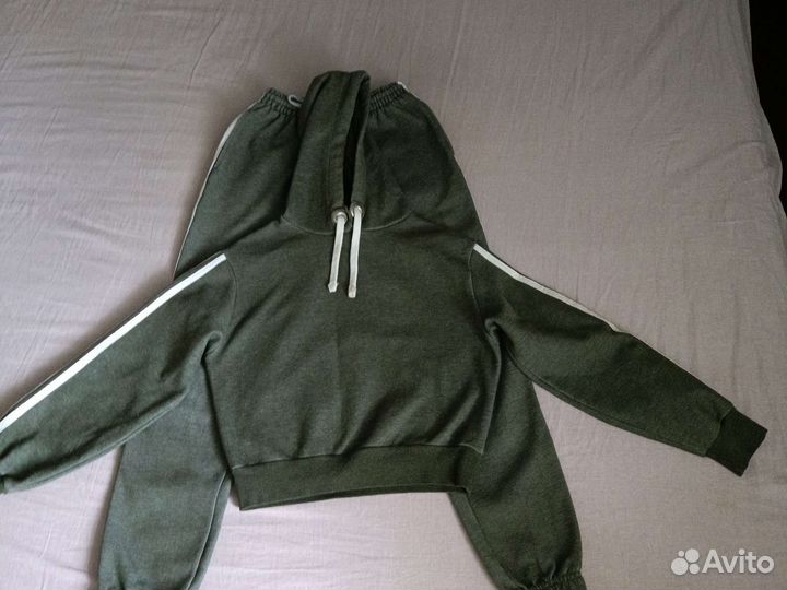 Костюм спортивный для девочки 9-12 лет