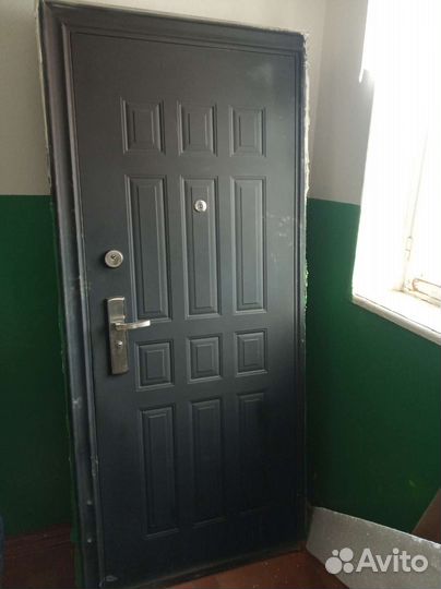 Дверь входная металлическая бу