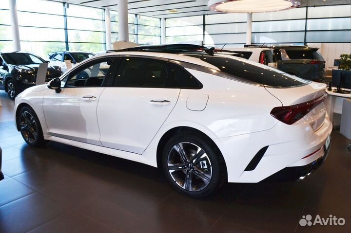 Kia K5 2.0 AT, 2022
