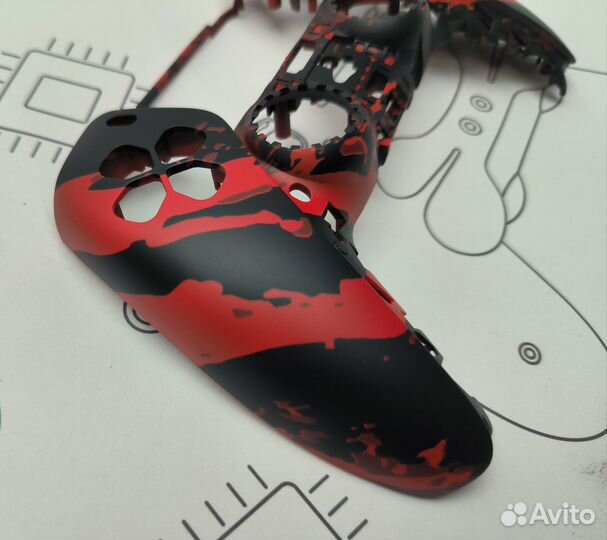 Передняя часть корпуса DualSense Камо красный