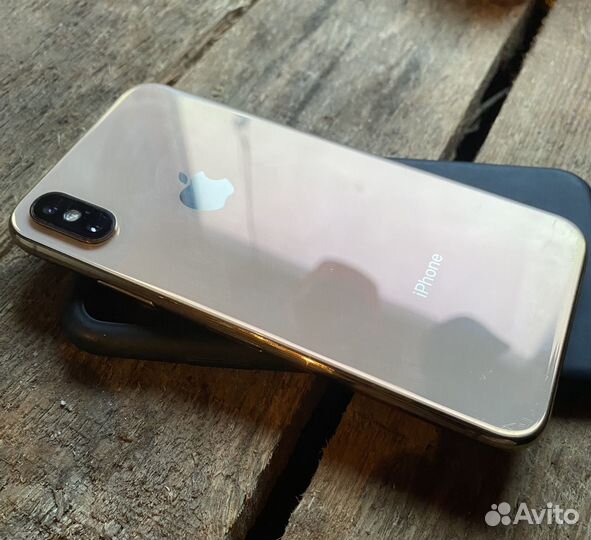 iPhone Xs, 64 ГБ