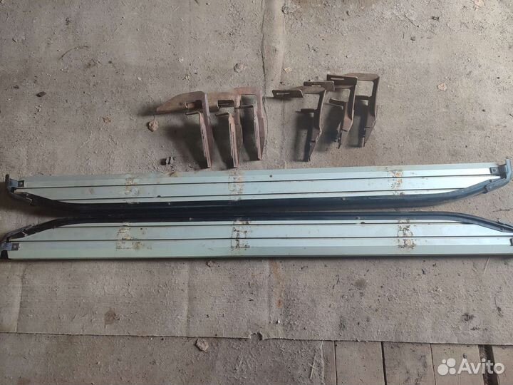 Подножки пороги на киа соренто 1