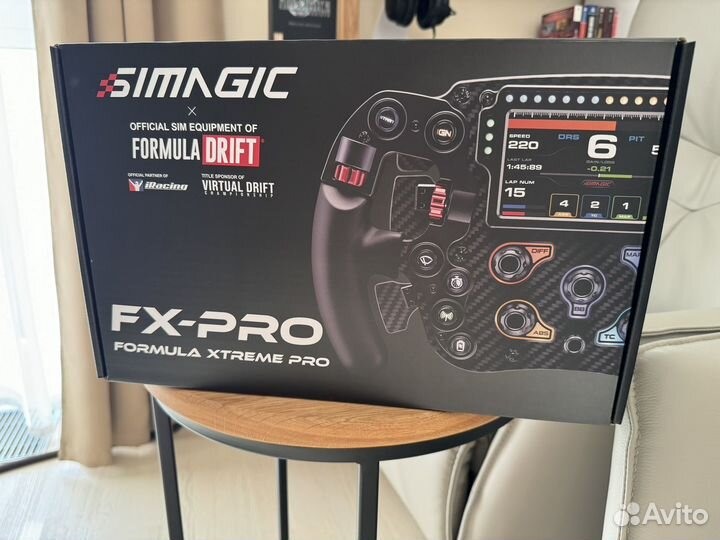 Simagic FX Pro штурвал