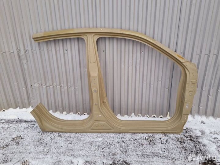 Боковина кузова правая Haval F7