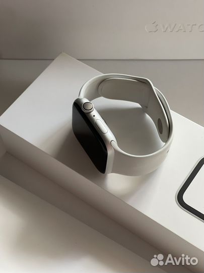 Apple Watch 4 44мм в идеале