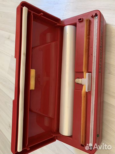 Вакуумный упаковщик продуктов